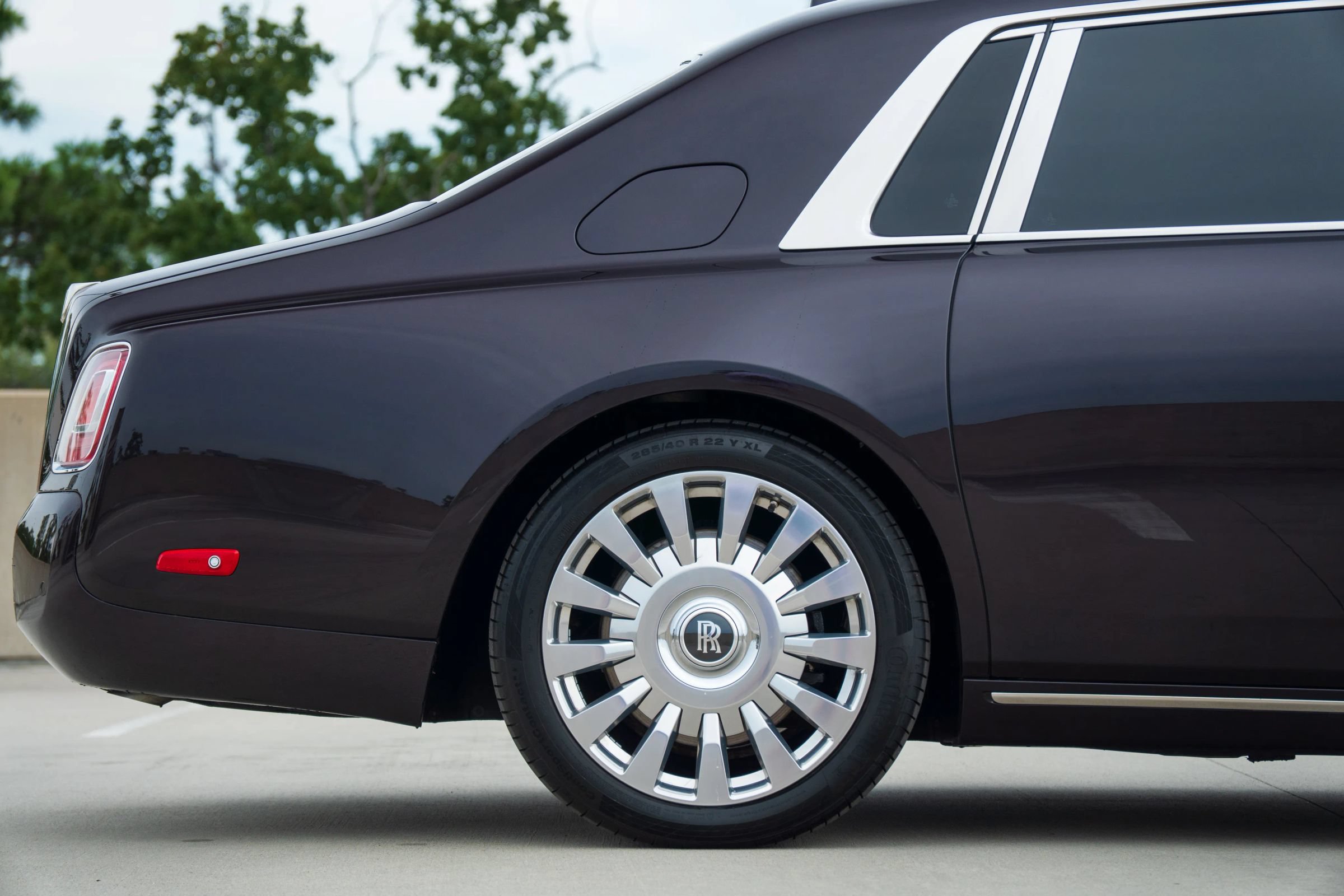 Used 2018 Rolls-Royce Phantom Extended Wheelbase RWD image 20