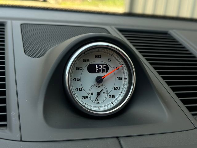 Used 2021 Porsche Macan Turbo image 26