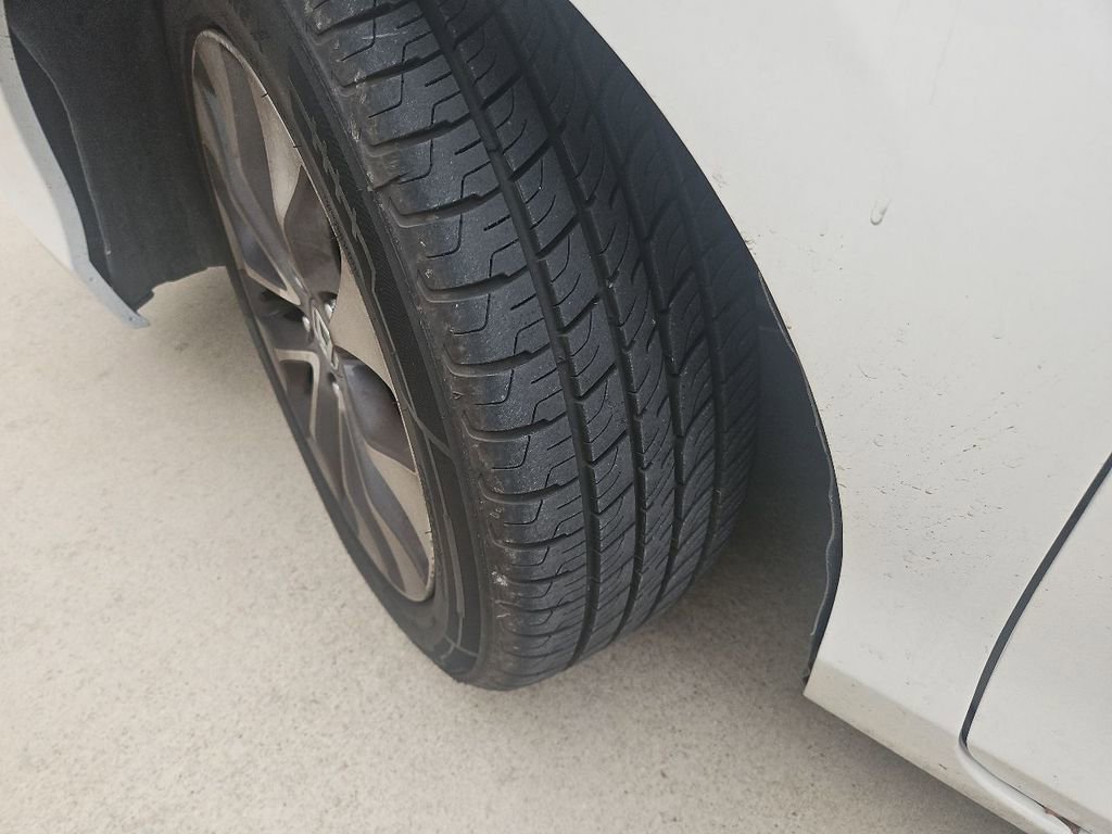 Used 2013 Honda Accord EX-L image 5