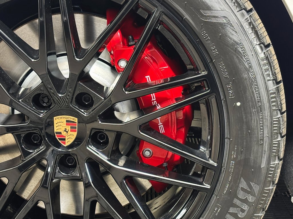 New 2026 Porsche Cayenne GTS image 43