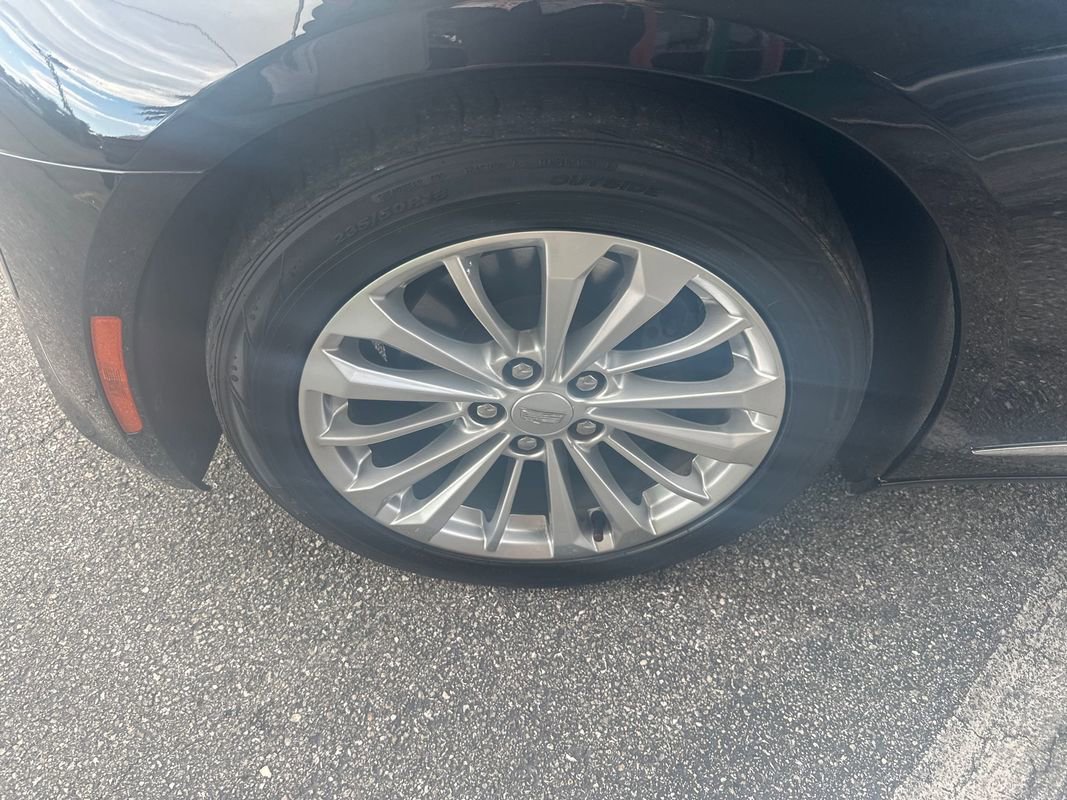 Used 2018 Cadillac CT6 2.0T image 2