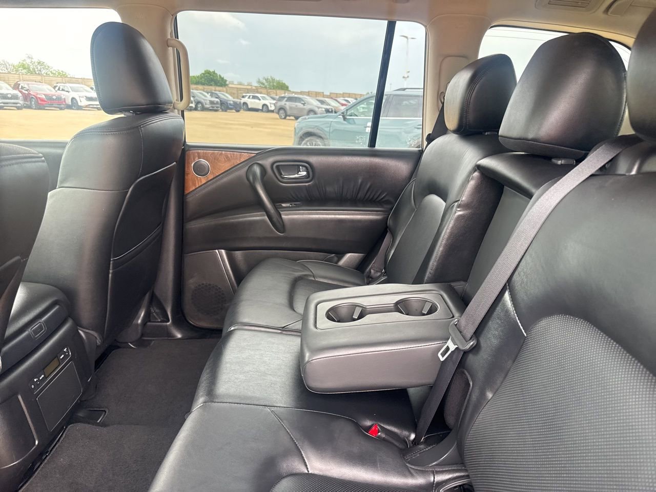 Certified 2024 Nissan Armada SL image 40