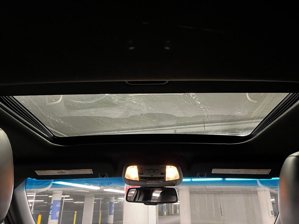 Used 2015 Jeep Grand Cherokee Limited image 9