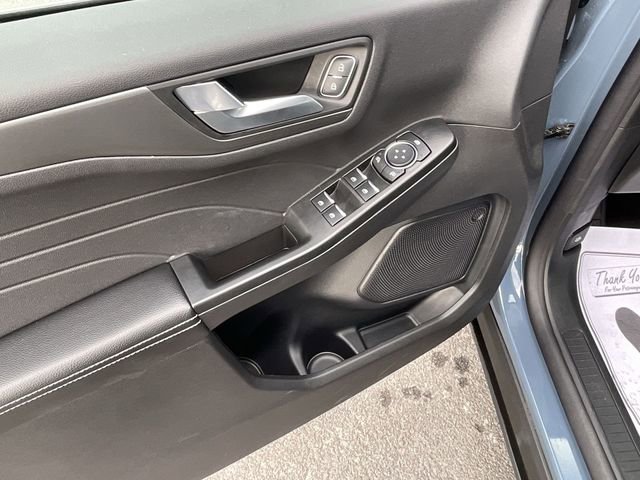 New 2025 Ford Escape SE image 13