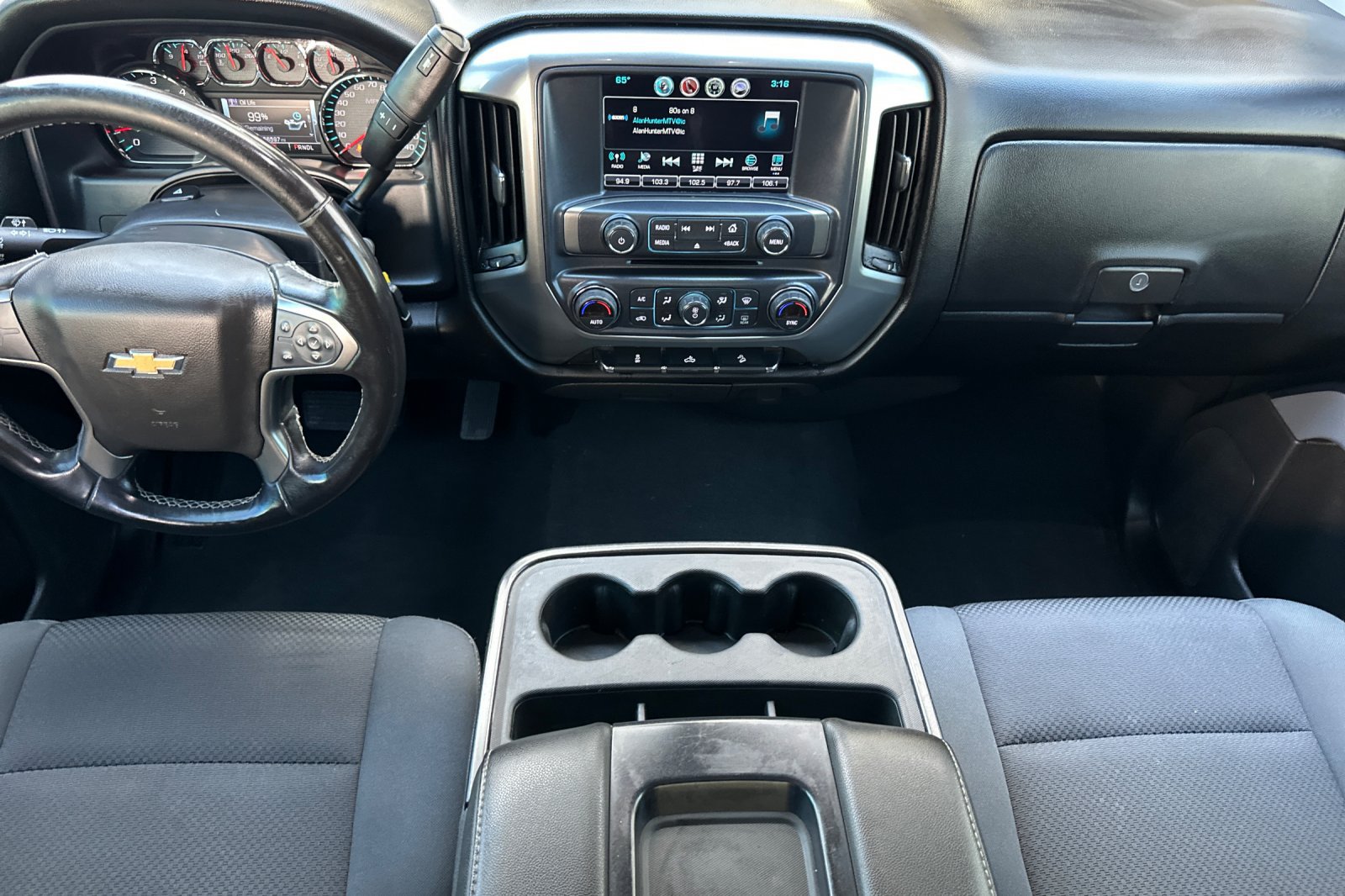 Used 2018 Chevrolet Silverado 1500 LT w/ All Star Edition AWD/4WD image 15
