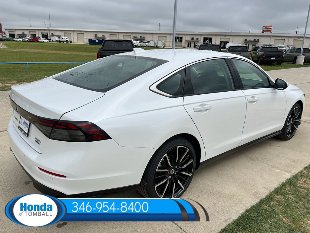 New 2026 Honda Accord Hybrid Touring image 6