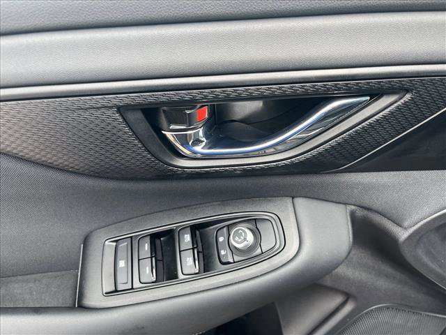 Used 2025 Subaru Outback Premium image 17
