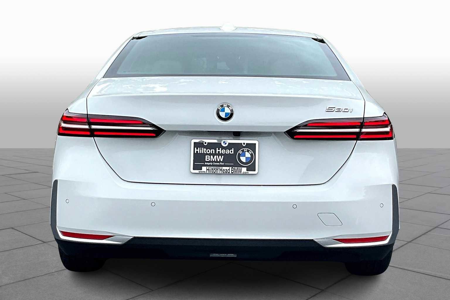 New 2026 BMW 530i w/ Premium Package image 4