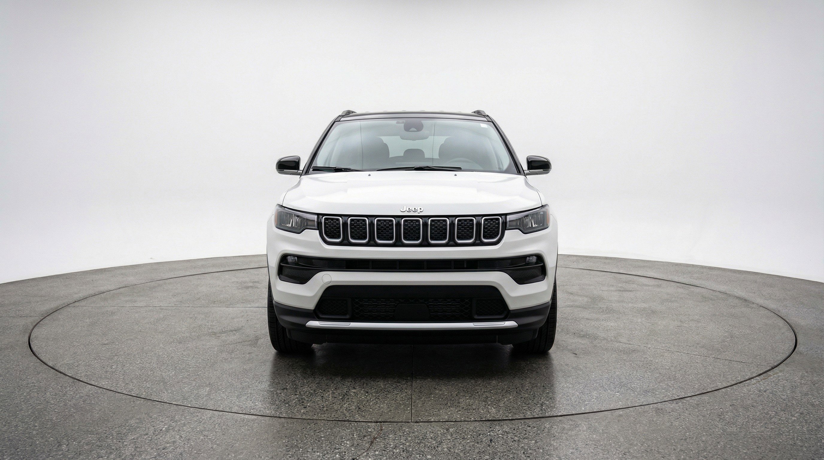 Used 2025 Jeep Compass Limited image 2