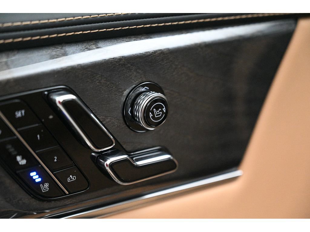 New 2025 Cadillac Escalade IQ Luxury 2 image 31