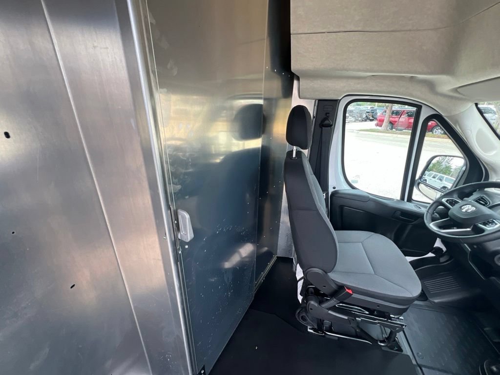 Used 2025 RAM ProMaster 3500 FWD image 19