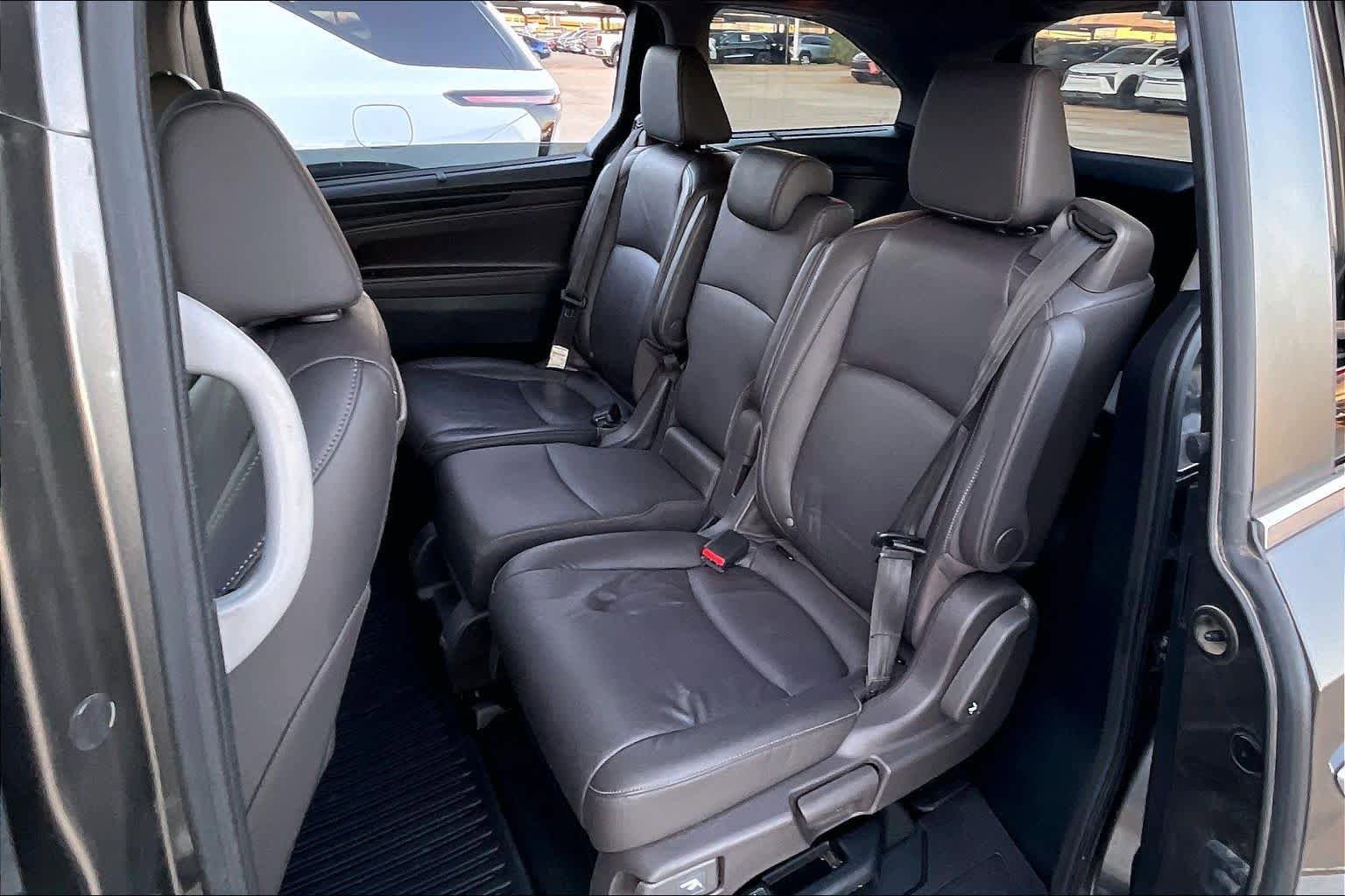 Used 2023 Honda Odyssey Touring image 21
