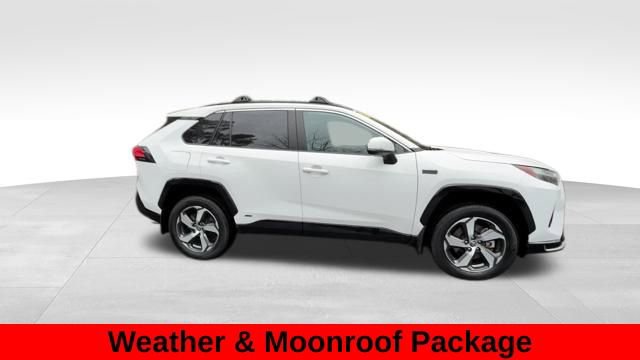 Used 2023 Toyota RAV4 SE w/ Weather & Moonroof Package image 9