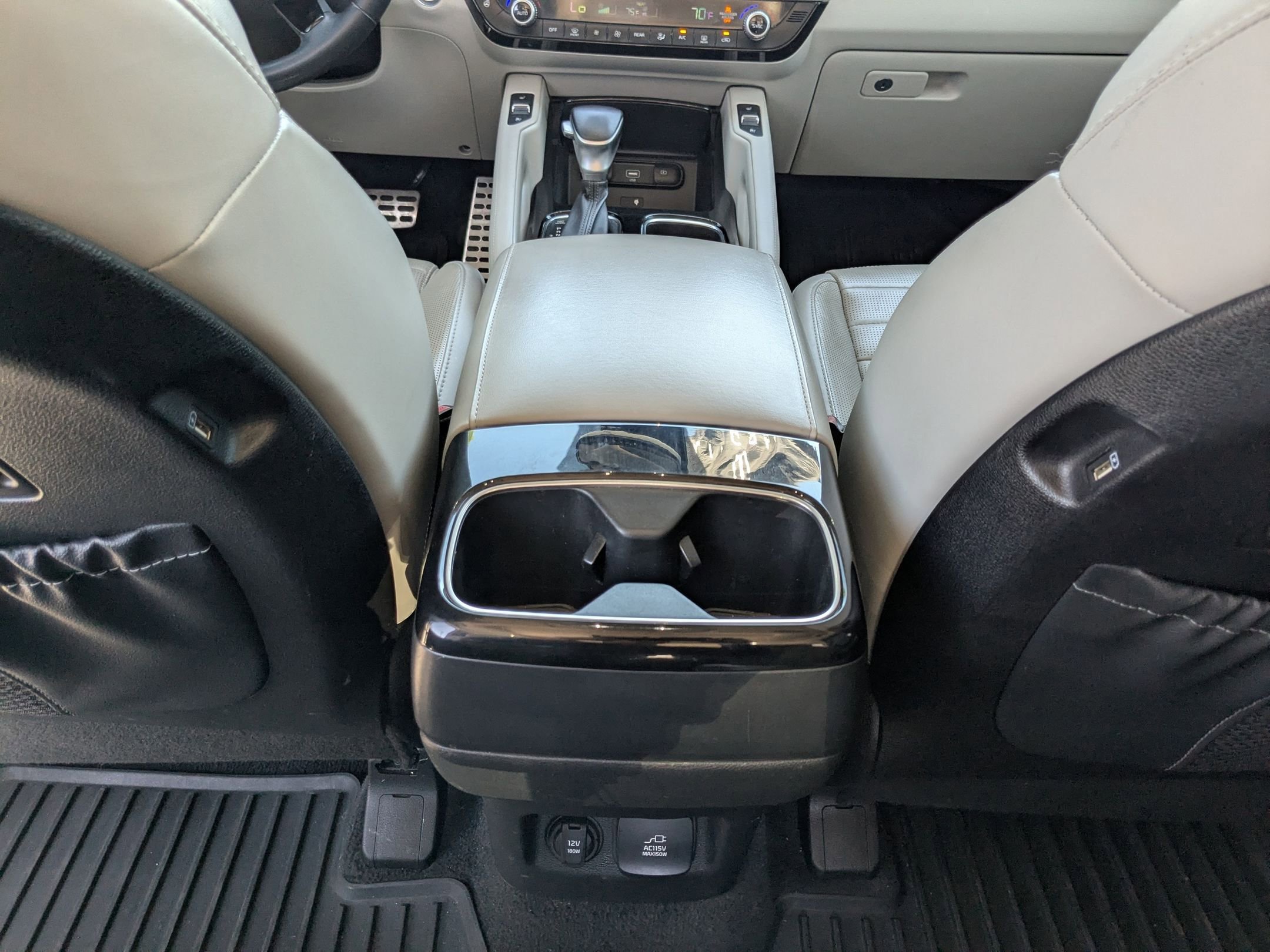 Used 2021 Kia Telluride SX w/ SX Prestige Package image 24