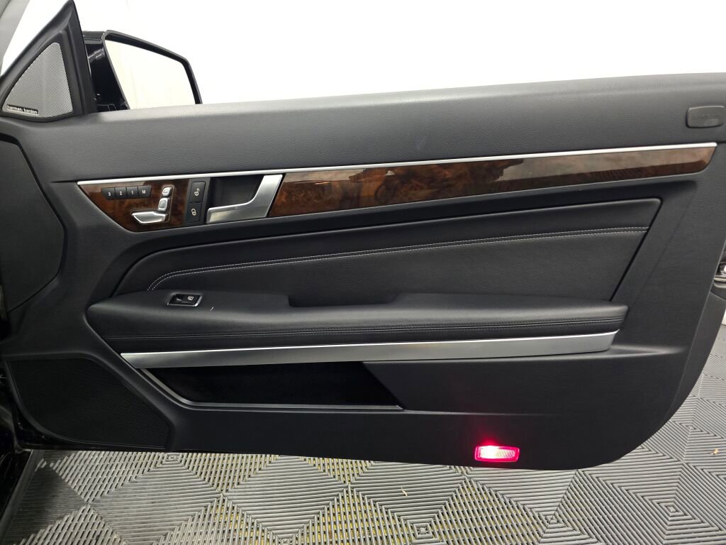 Used 2014 Mercedes-Benz E 350 Cabriolet image 23