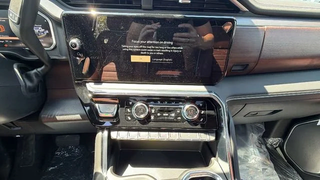 New 2026 GMC Sierra 2500 Denali Ultimate AWD/4WD image 23