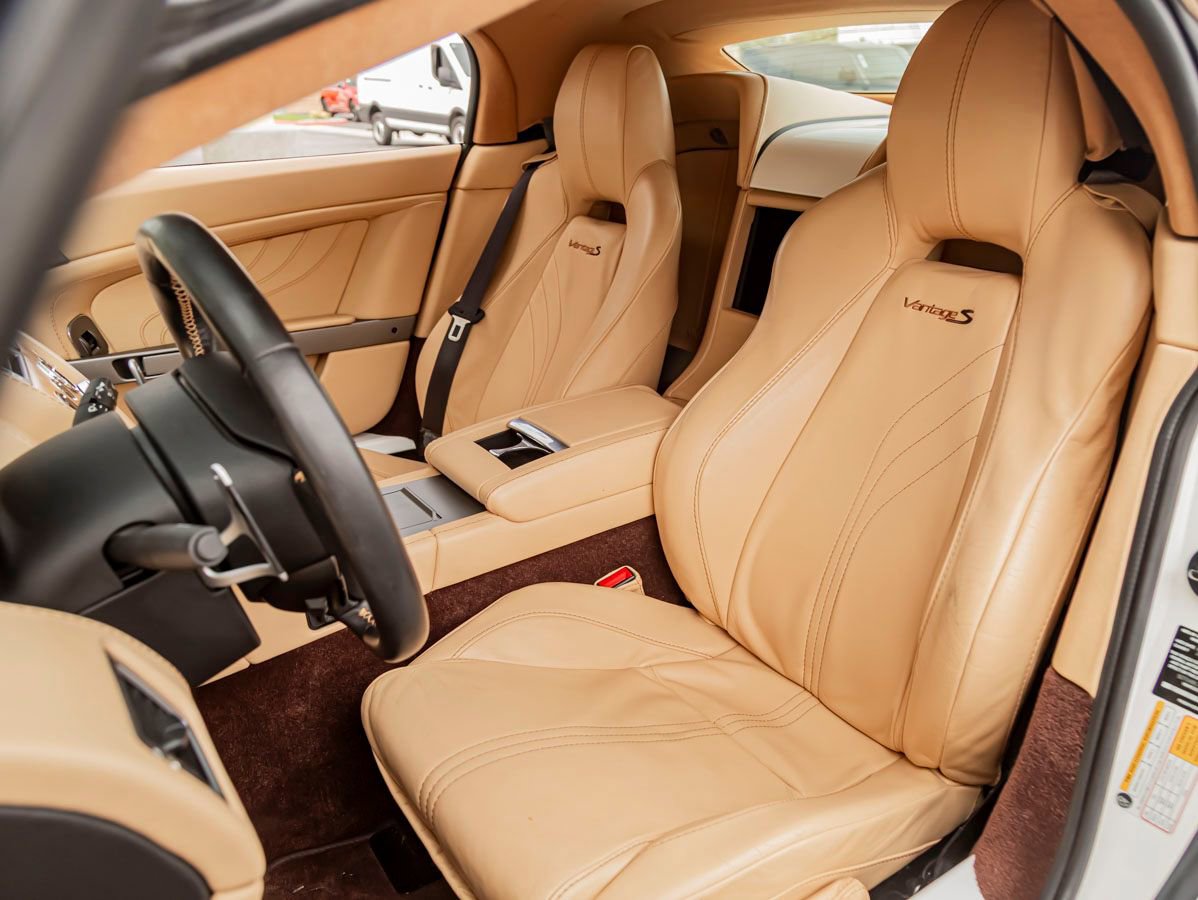 Used 2013 Aston Martin V8 Vantage S RWD image 13