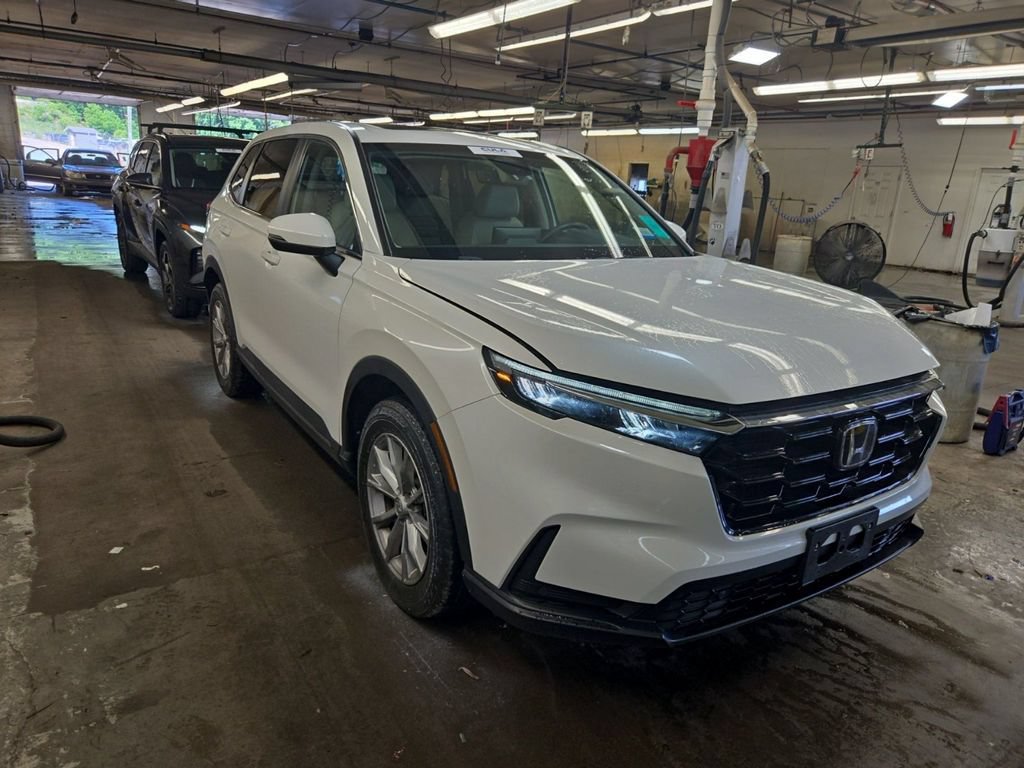 Used 2023 Honda CR-V EX-L image 3