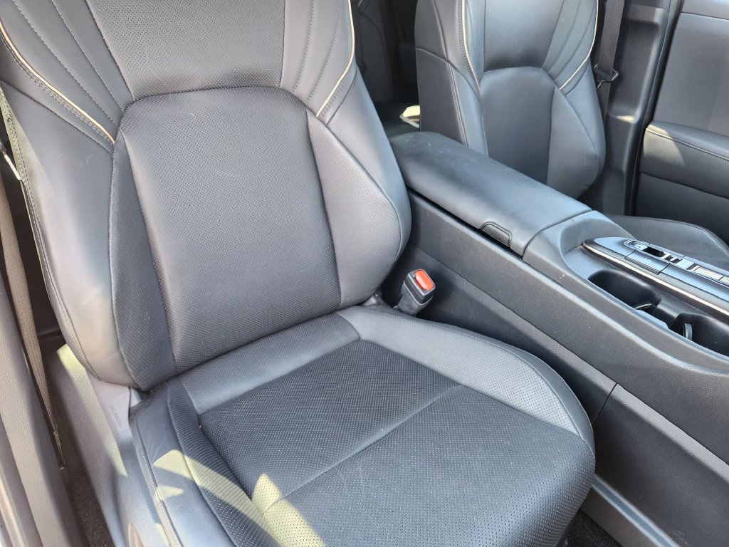Used 2023 Toyota Crown Platinum AWD/4WD image 24