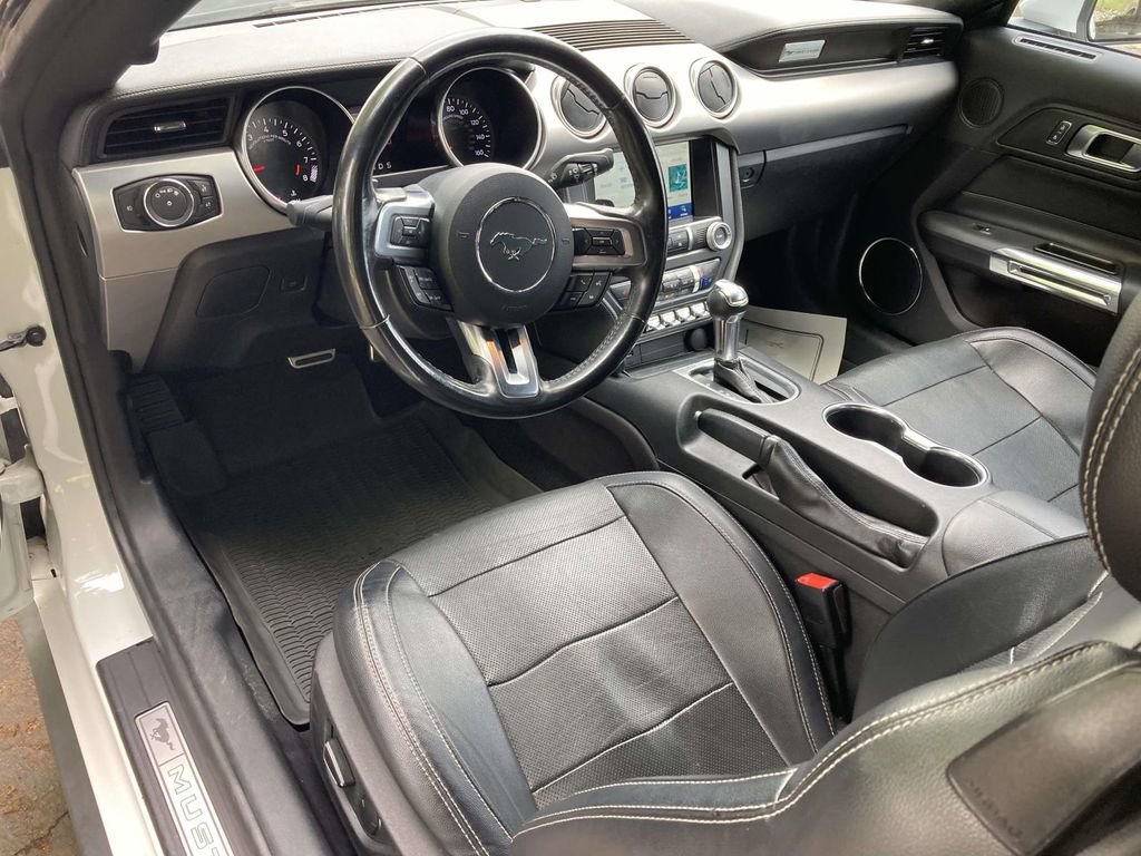 Used 2019 Ford Mustang GT Premium RWD image 10