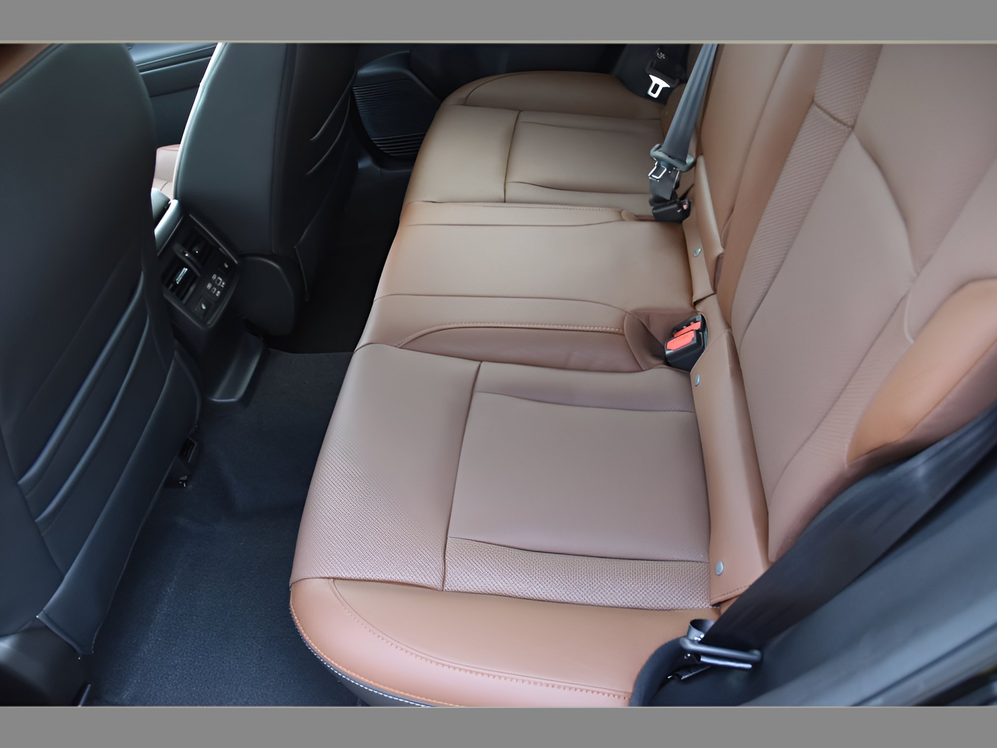 Certified 2026 Subaru Outback Touring XT AWD/4WD image 15