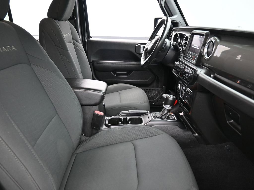 Certified 2022 Jeep Wrangler Unlimited Sahara image 19