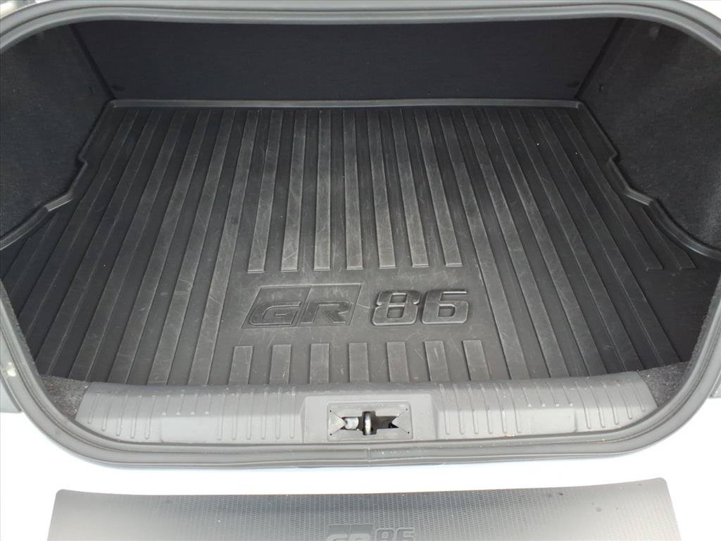 Used 2024 Toyota GR86 Premium w/ Performance Package RWD image 11