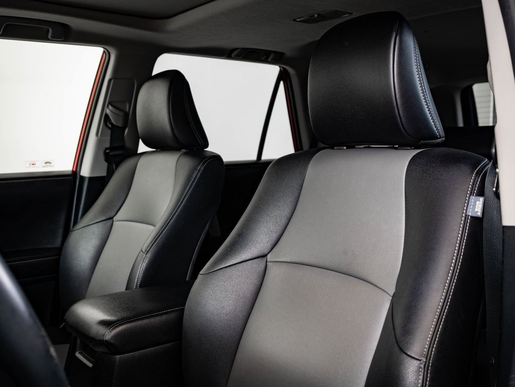 Used 2016 Toyota 4Runner SR5 image 21