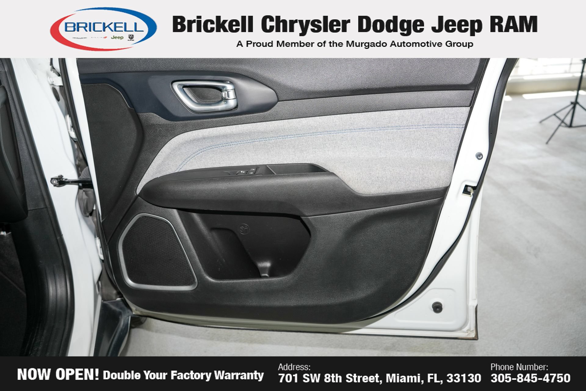 Used 2024 Jeep Compass Latitude AWD/4WD image 12