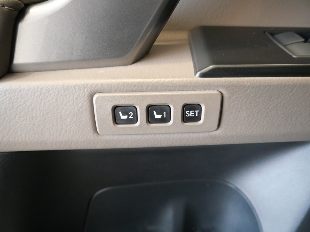 Certified 2022 Lexus GX 460 Premium AWD/4WD image 37