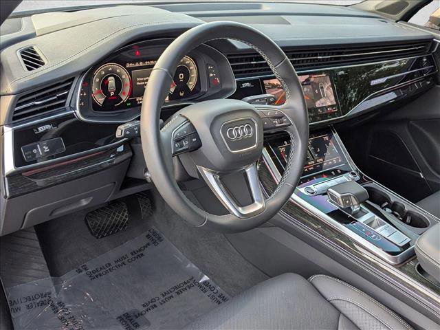 Used 2025 Audi Q7 3.0T Prestige image 10