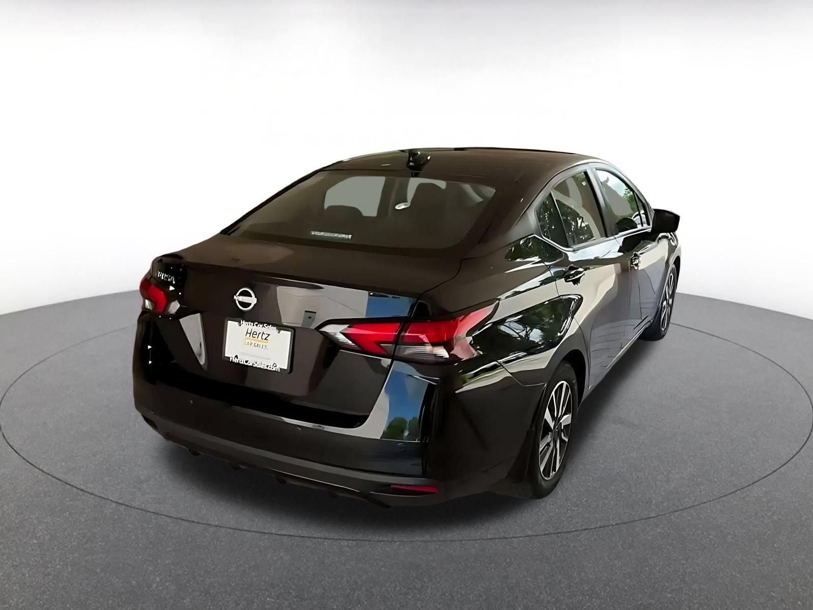 Used 2025 Nissan Versa SV w/ Trunk Package FWD image 12
