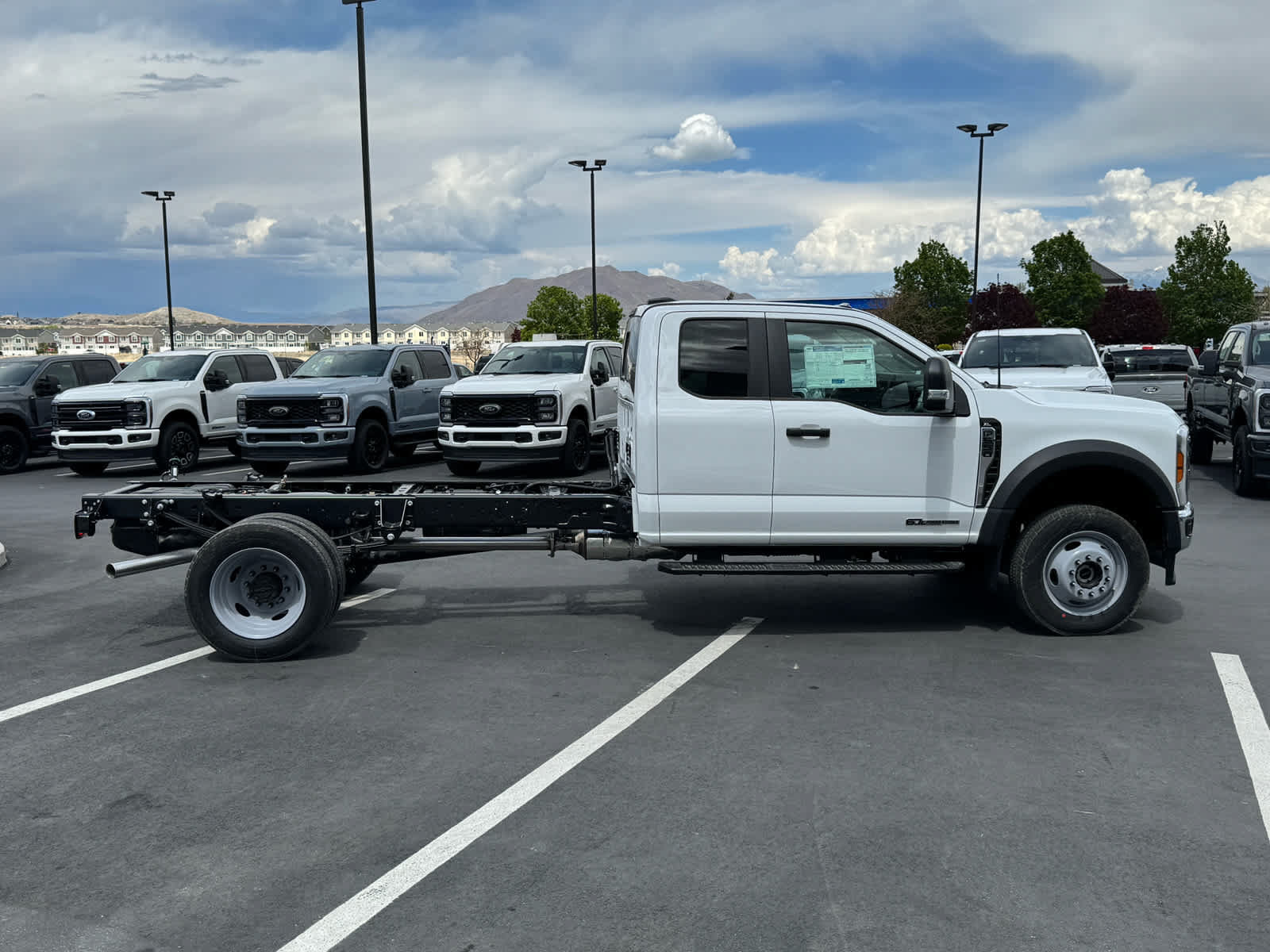 New 2026 Ford F550 4x4 SuperCab Super Duty w/ XL Chrome Package image 6