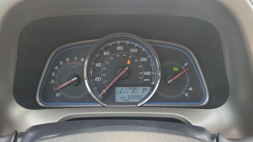 Used 2015 Toyota RAV4 Limited w/ Technology Package FWD image 22