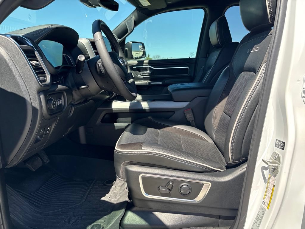 Used 2025 RAM 1500 Laramie w/ Night Edition AWD/4WD image 28