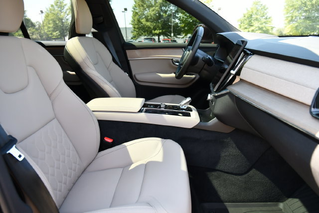 New 2026 Volvo XC90 B6 Plus w/ Protection Package AWD/4WD image 30