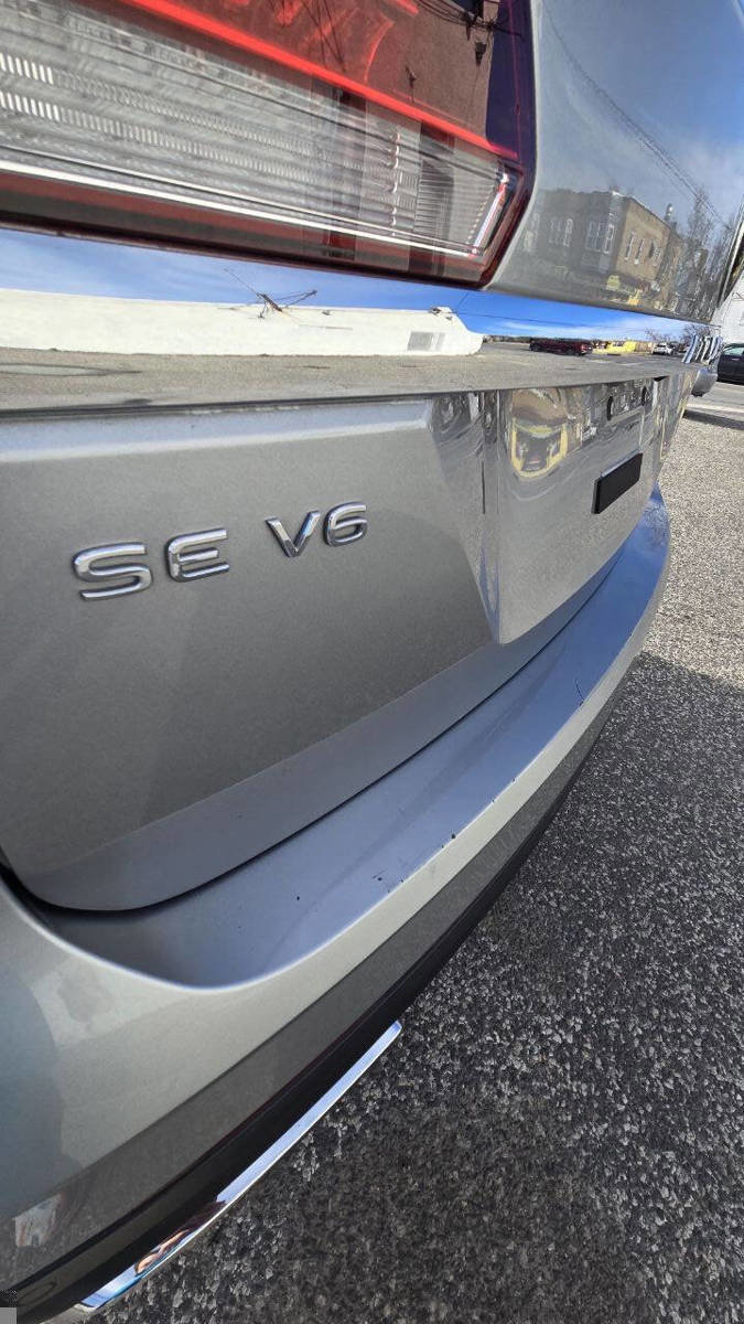 Used 2021 Volkswagen Atlas SE image 18