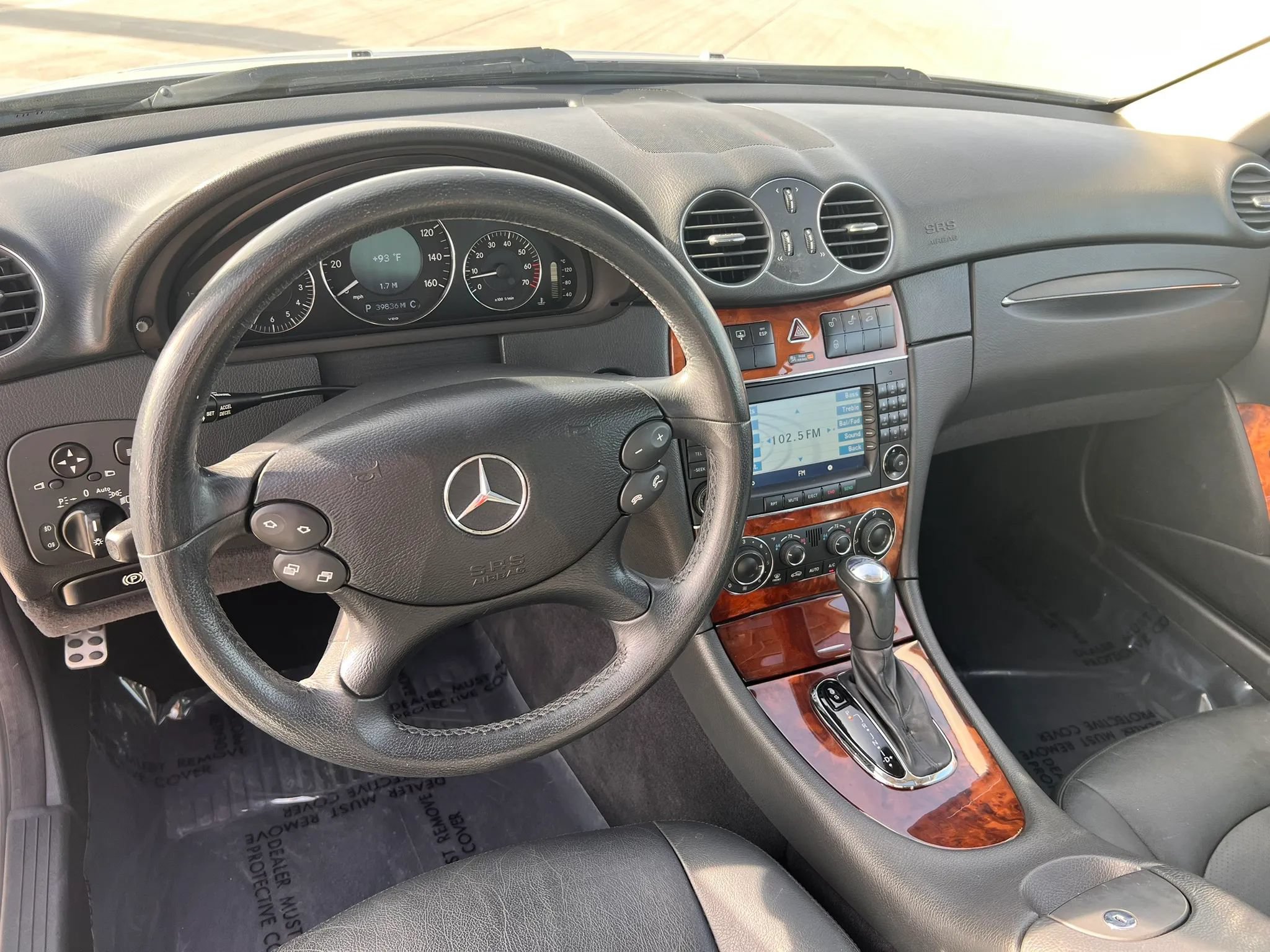 Used 2005 Mercedes-Benz CLK 320 Coupe image 10