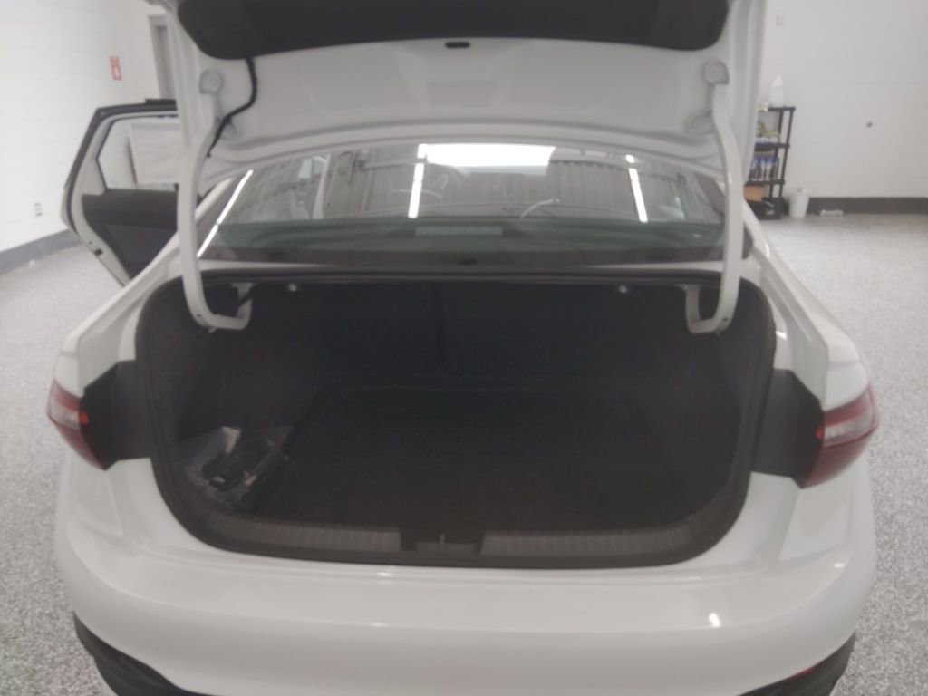 New 2026 Volkswagen Jetta SE image 24