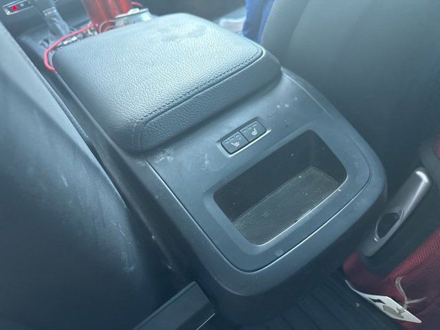 Used 2020 Volvo XC60 T5 Momentum w/ Protection Package Premier image 12