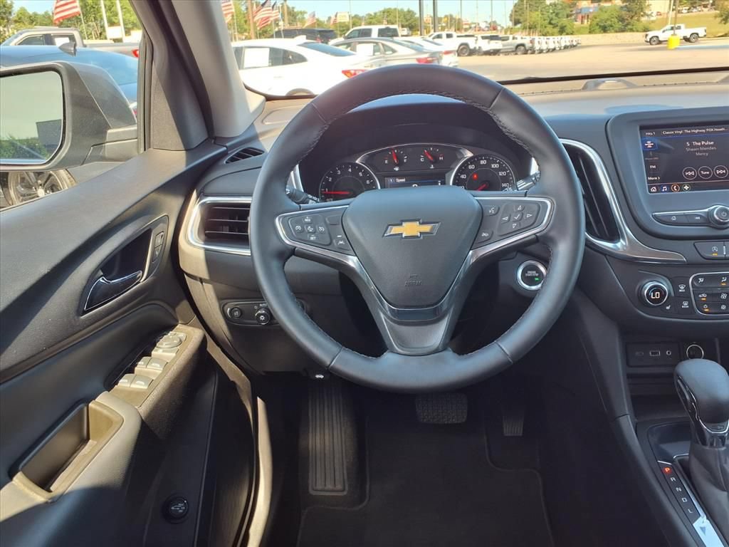 Used 2024 Chevrolet Equinox LT FWD image 26