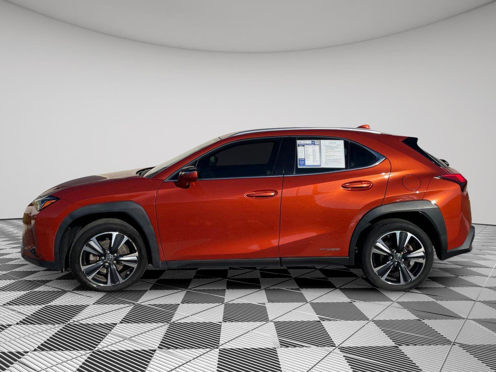 Used 2021 Lexus UX 250h w/ Accessory Package (Z2) image 7