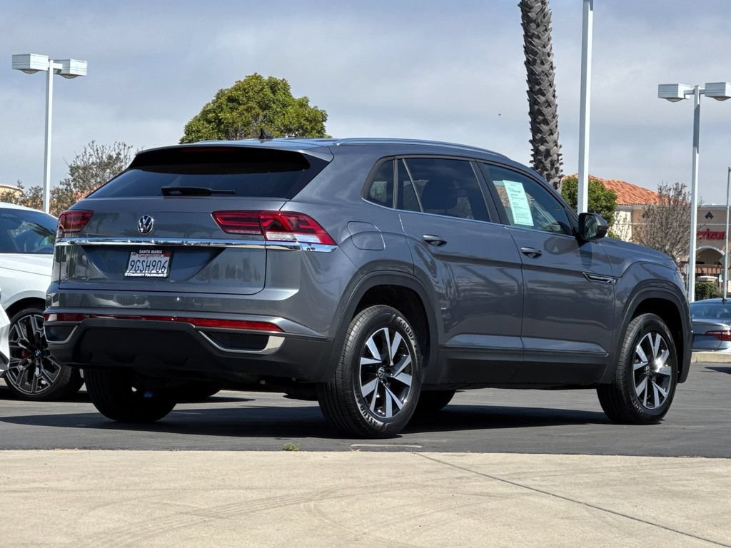 Used 2023 Volkswagen Atlas Cross Sport SE FWD image 4