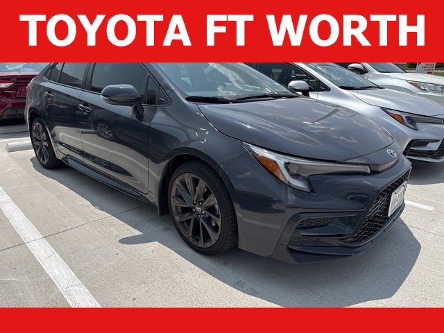 Used 2025 Toyota Corolla SE w/ SE Premium Package FWD image 1
