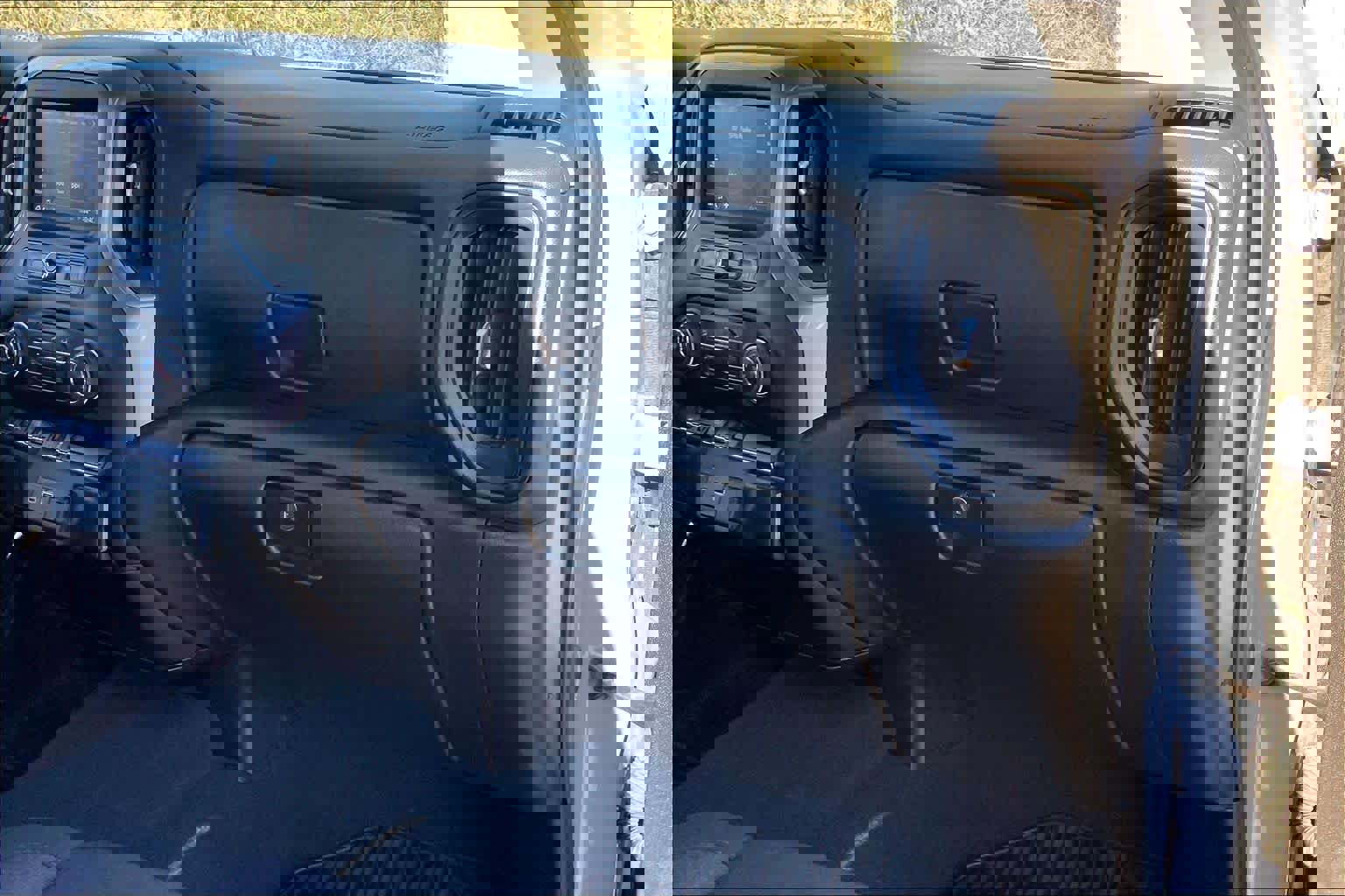 Certified 2024 Chevrolet Silverado 1500 Custom image 18