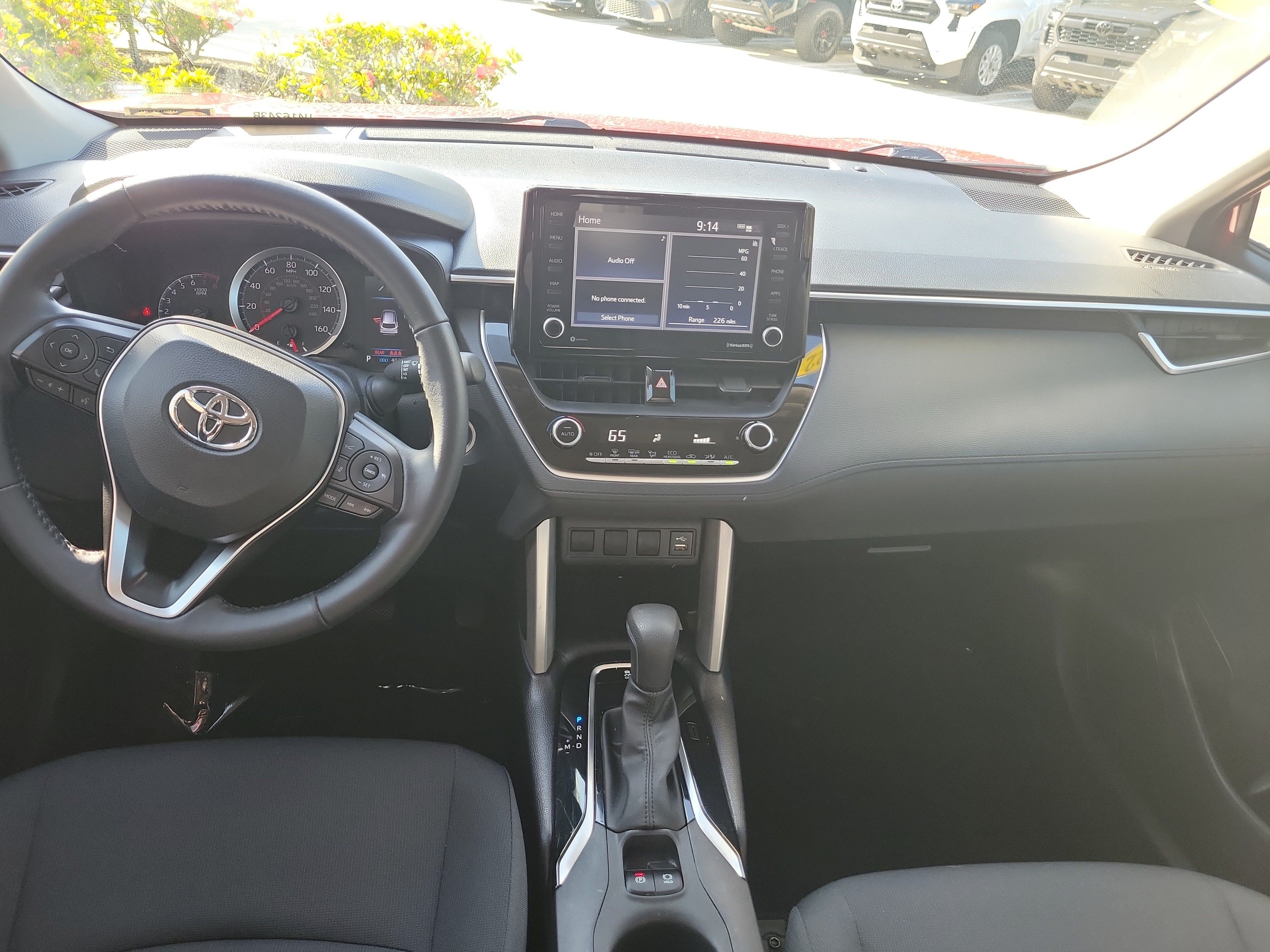 Used 2022 Toyota Corolla Cross LE FWD image 16