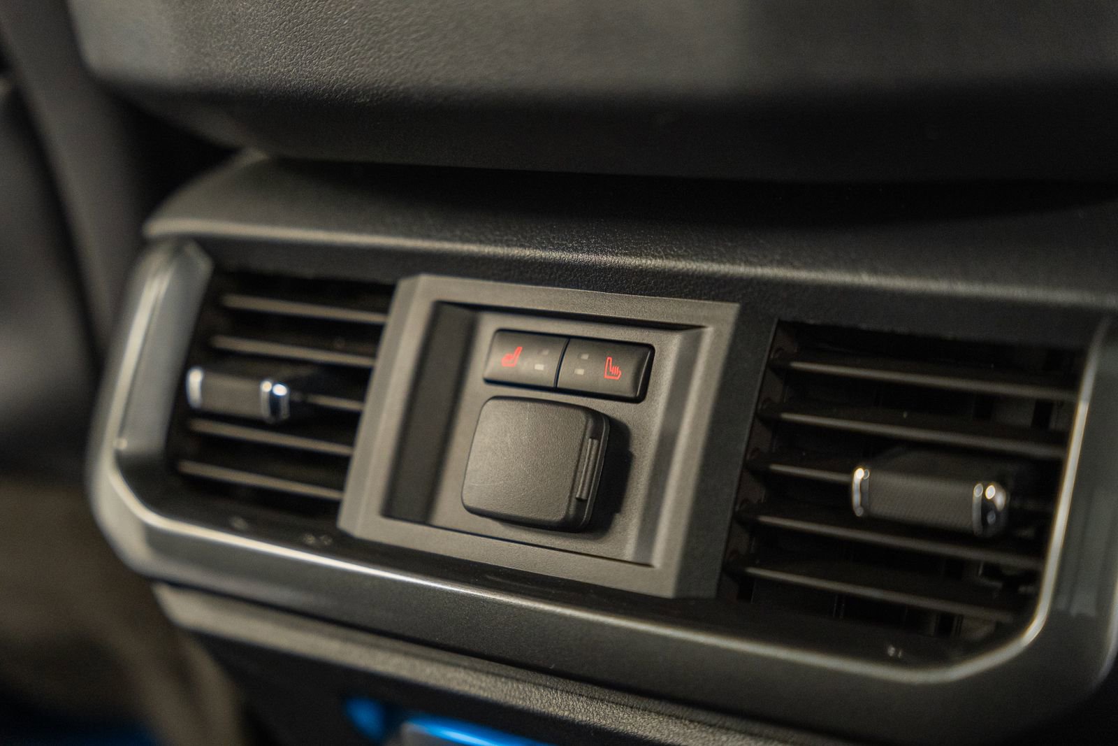 Certified 2023 Ford F150 Lariat w/ Equipment Group 502A High image 41