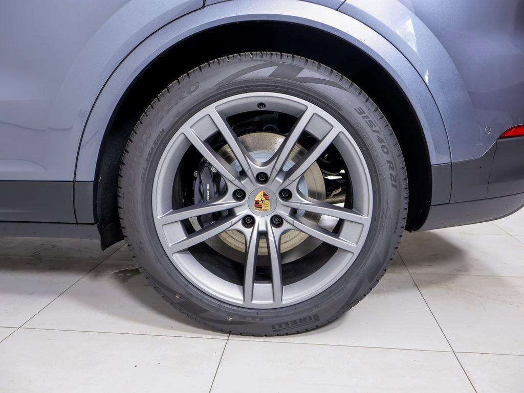 New 2026 Porsche Cayenne E-Hybrid AWD/4WD image 27
