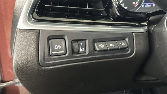 Used 2022 Cadillac XT6 Premium Luxury w/ Technology Package AWD/4WD image 19