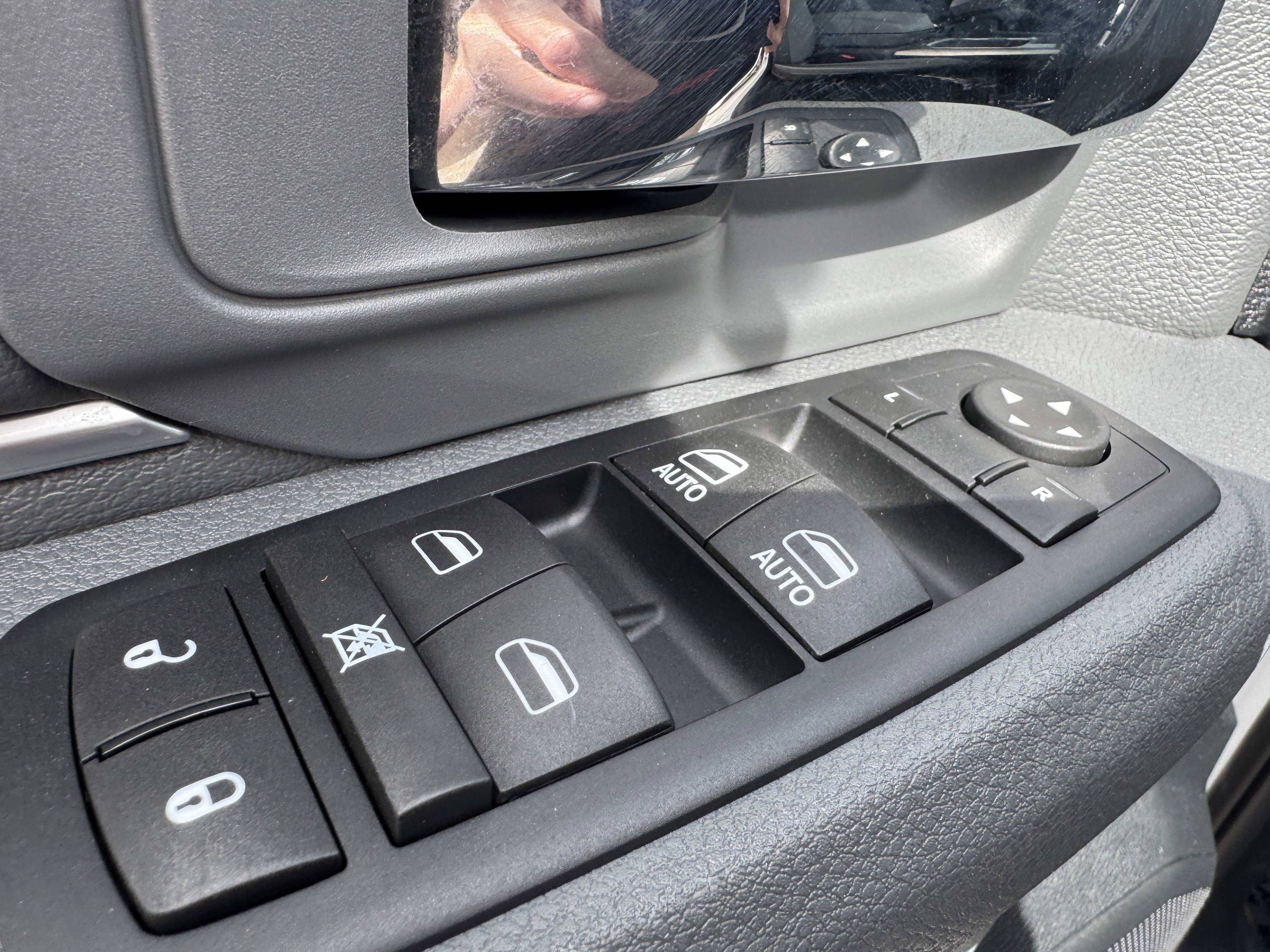 Used 2016 RAM 1500 Big Horn image 10